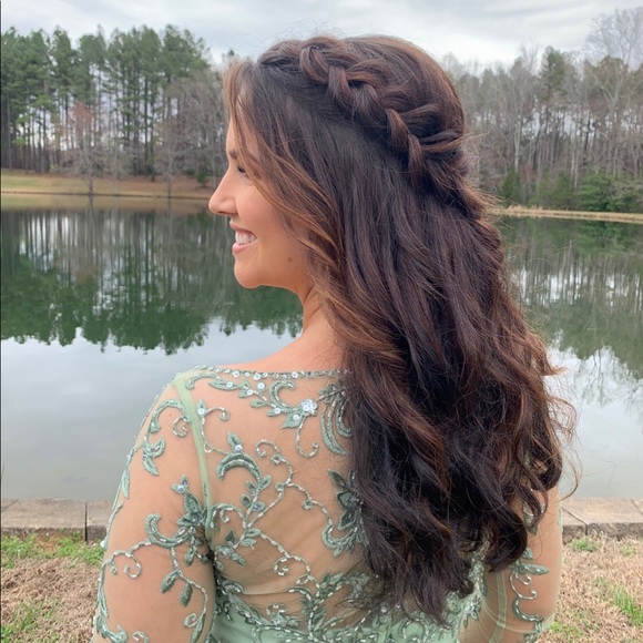 Meet your Posher, Brianna - Picture 4 of 5